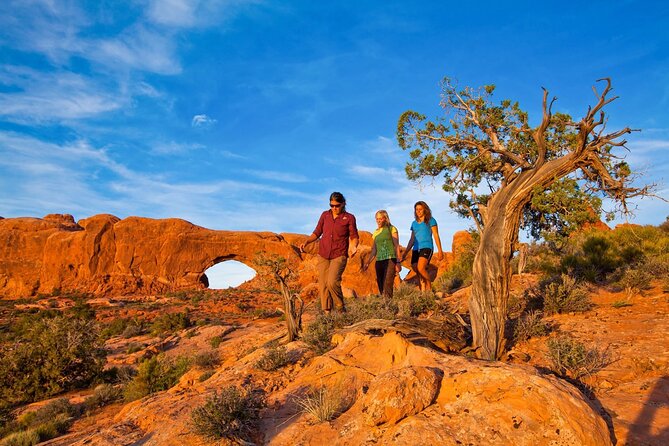 Arches National Park Morning Tour - Tour Requirements and Accessibility