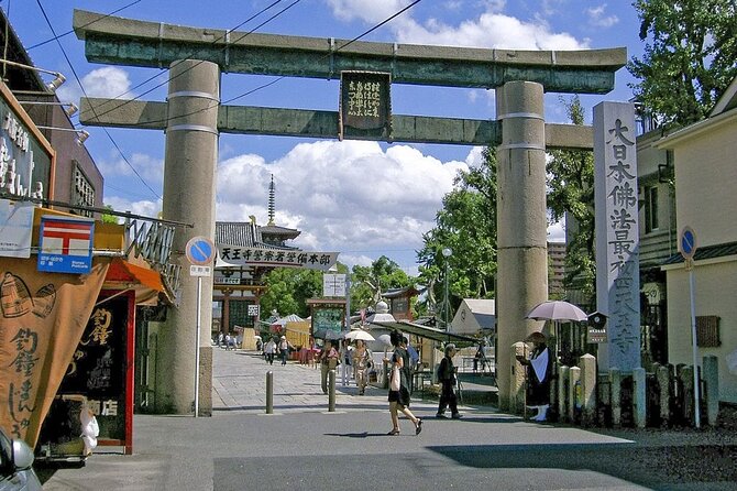 Arrival Private Transfers: Kansai Airport KIX to Osaka City in Business Van - About the Provider