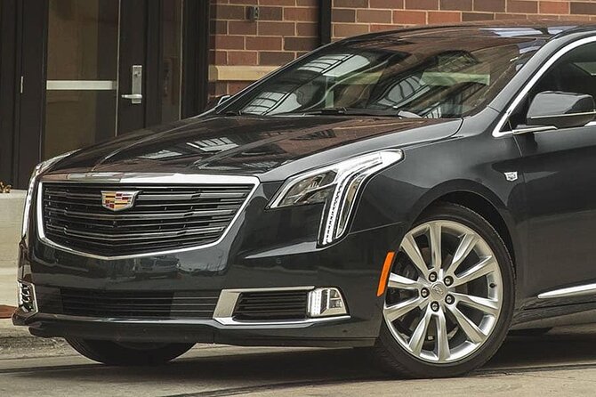 Arrival Transfer Denver Airport DEN to Denver City by Luxury Car - Booking Requirements and Process