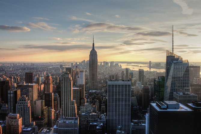 Arrival Transfer: New York Airport JFK to New York in SUV - Sum Up