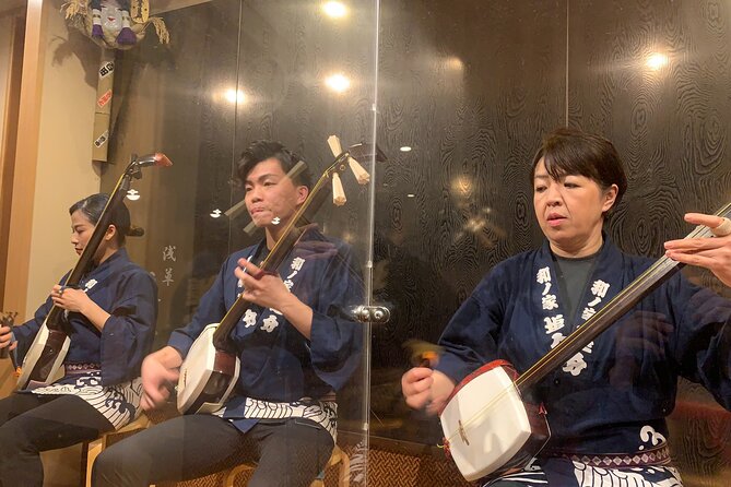Asakusa: Live Music Performance Over Traditional Dinner - Group Size and Participation