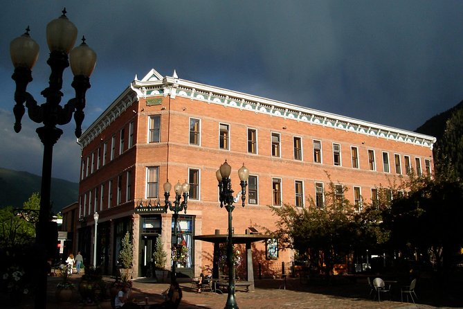 Aspens DarkSide Ghost Tour - Uncovering Paranormal Encounters