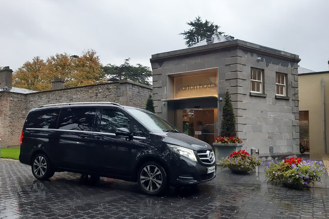 Ballygary Estate Tralee to Shannon Airport Premium Car Service - Booking Process