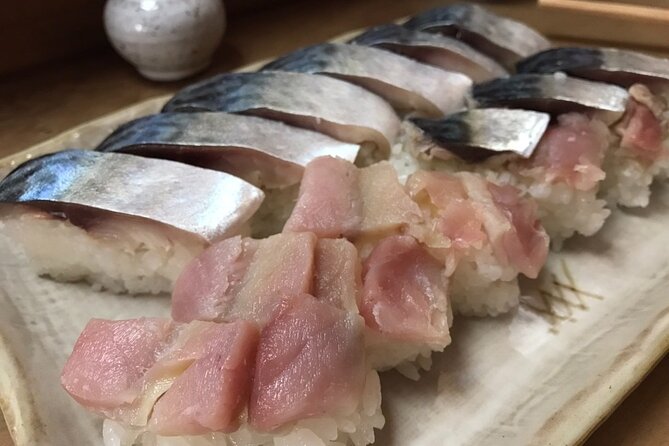 Bar and Izakaya Nighttime Foodie Tour in Kyoto - Knowledgeable Local Guide