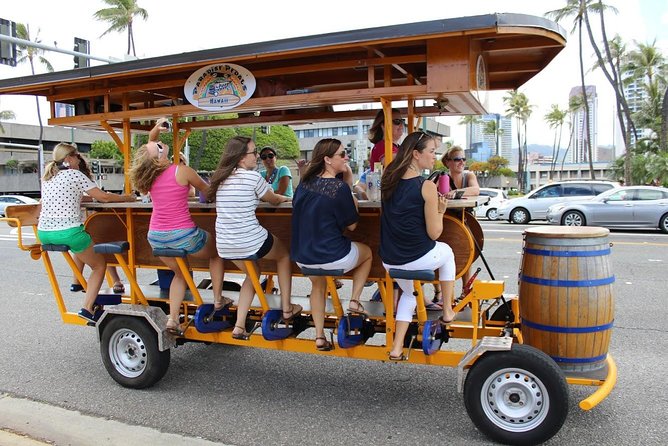 Beer Lovers Bike Tour of Honolulu - Biking Experience