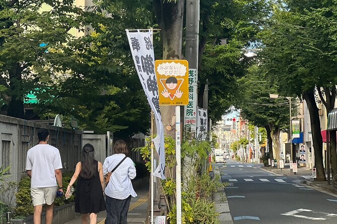Best of Downtown Tokyo: Nature, Coffee, & Japanese Sweets Tasting - Coffee and Tea Tasting Experience
