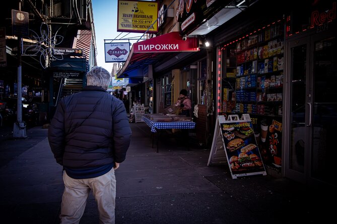 Brooklyn's Cultural Odyssey on the Q Train Review - Participant Considerations