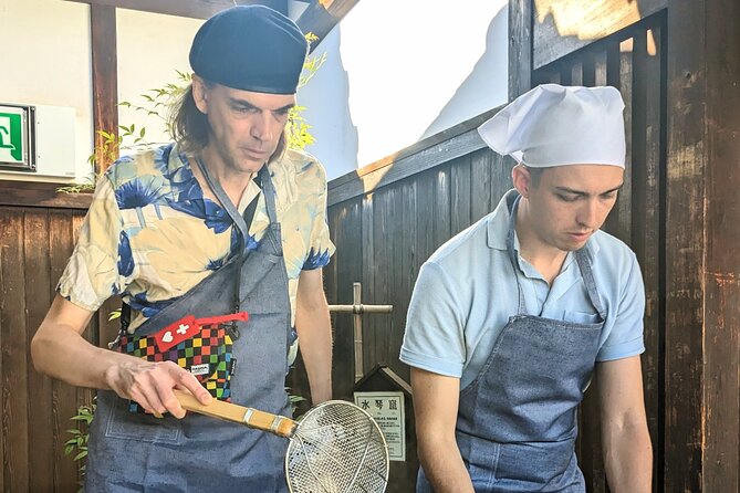 Buckwheat Noodles Cooking at Old Folk House in Izumisano, Osaka - Cooking Experience