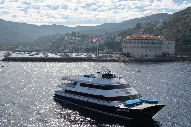 Catalina Island Ferry Review: Smooth Sailing Experience - Navigating the Ferry Experience