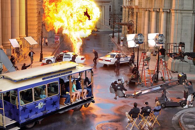 Celebrity Homes Tour & Universal Studios Hollywood + Shuttle - Thrilling Rides and Attractions