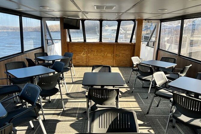 Chicago Skyline Sunday Funday Mimosa/Bloody Mary Party Cruise - Tiki-Bar Themed Atmosphere
