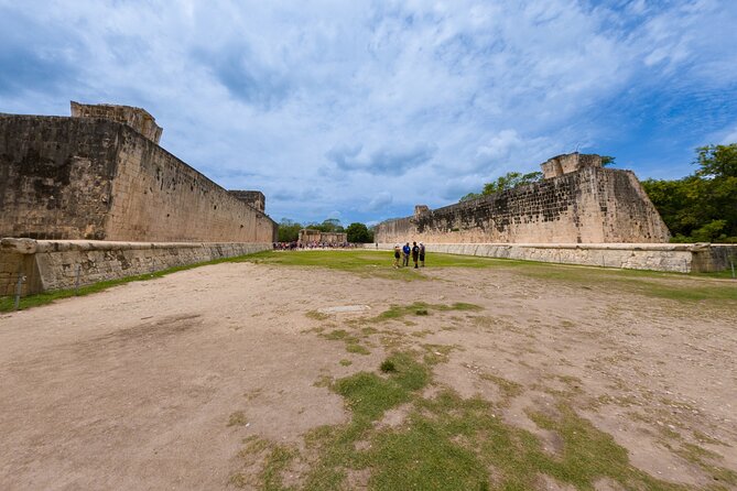Chichen Itza Options Tour With Sacred Cenote and Valladolid City - Traveler Experiences and Feedback