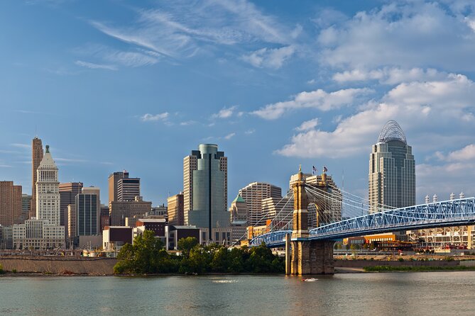 Cincinnati Tour With River Cruise Review - Convenient Meeting Location and Accessibility