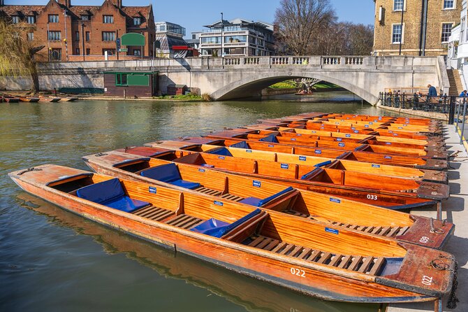 City of Cambridge Private Day Tour - Tour Highlights: St Johns College