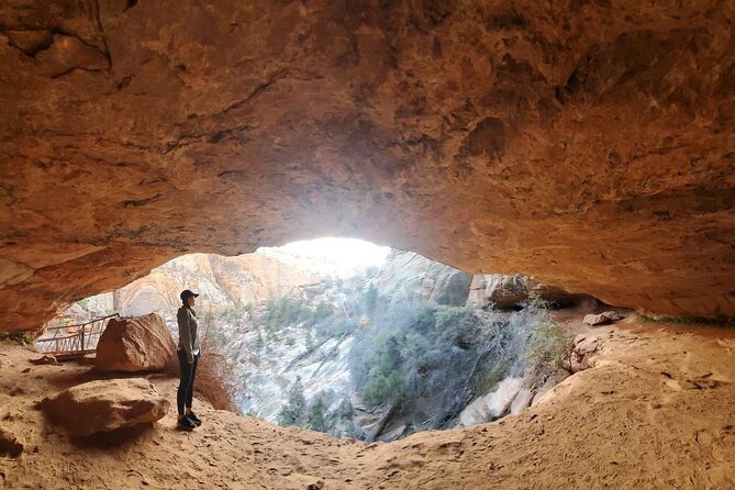 Day Tour to Zion Canyon, Horseshoe Bend and Antelope Canyon From Las Vegas - Pickup and Departure