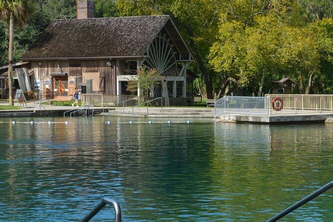 DeLeon Springs River Boat Tour Review - Accessibility and Amenities