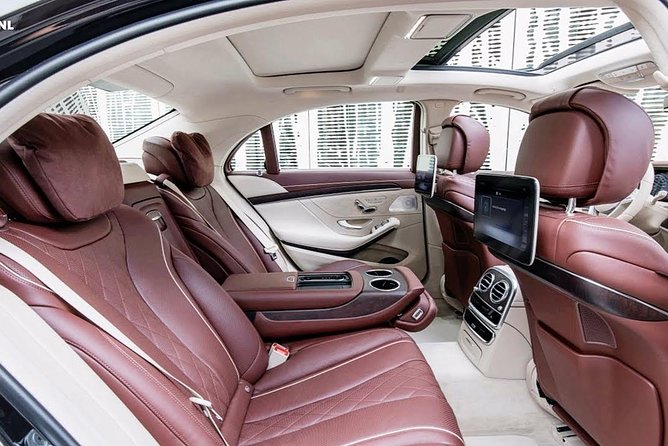 Departure by Luxury Sedan From DENver City to DENver Airport DEN - Chauffeur Experience
