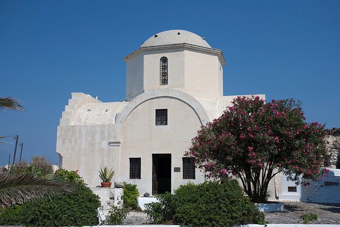 Discover the Real Santorini. - Ask Away