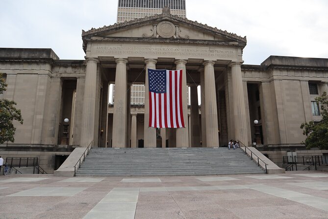 Downtown Nashville Sightseeing Walking Tour - Experiencing the Tours Personal Touch