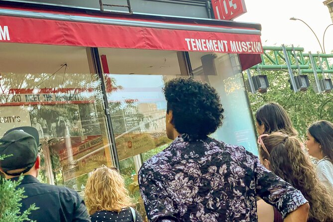 Downtown Night Out Tour NYC - Who Can Join