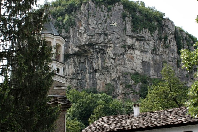 Dryanovo Monastery & Love Bench & Bacho Kiro Cave Self-Guided - Key Points