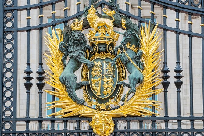 Exclusive Guided Royal Walking Tour W/ Buckingham Palace Tickets - Buckingham Palace Access