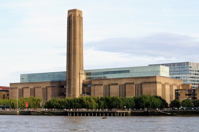Explore Over 30 Prime London Locations With a Handy App - Pricing and Cancellation Policy