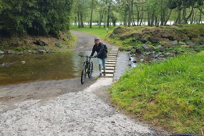 Explore the Stunning Furnas Valley on an E-Bike Adventure - Tour Inclusions and Amenities