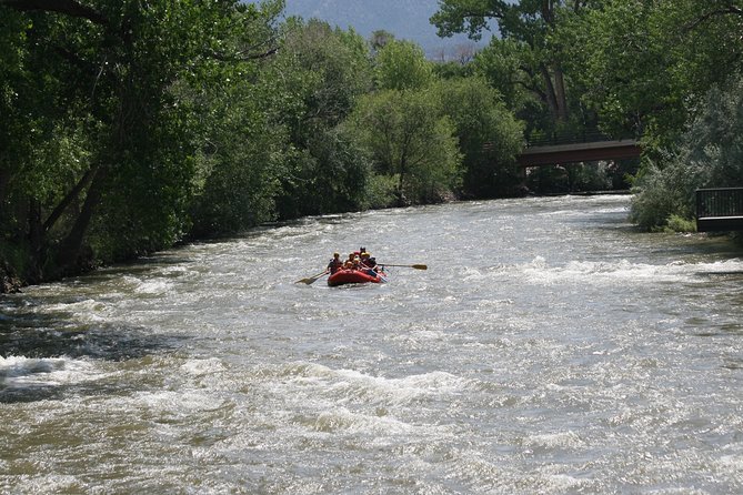 Family Float (FREE Lunch, Photos, and Wetsuit) - Accessibility and Recommendations