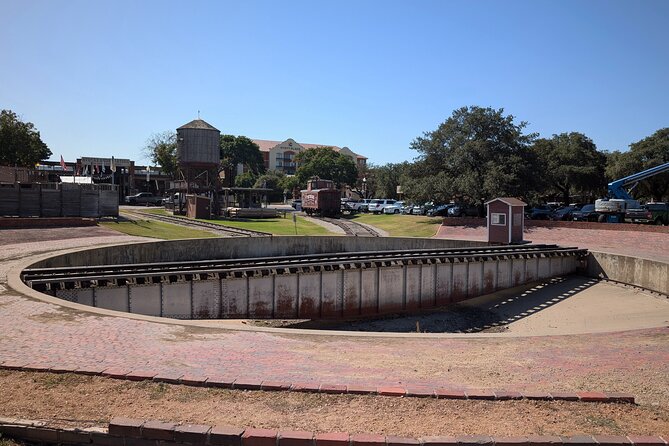 Fort Worth Stockyards Scavenger Hunt Walking Tour and Game - Pricing and Group Size Options