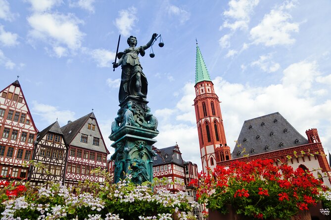 Frankfurt Family-Friendly Historical Walking Tour - Exploring Frankfurt Cathedral