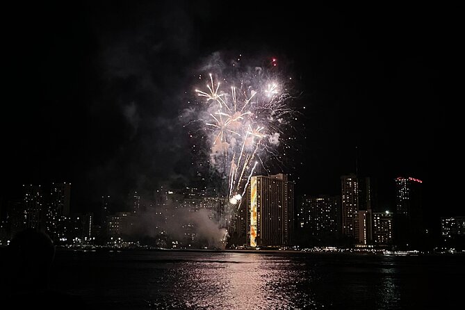 Friday Night Waikiki Fireworks Catamaran Cruise - Reviews and Feedback