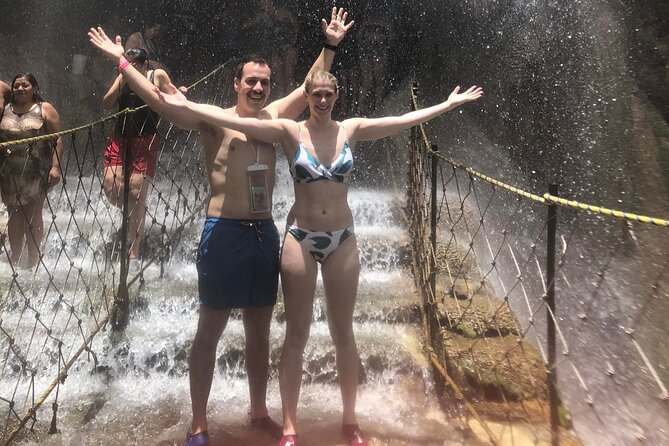 Full-Day Tour to Tolantongo Hot Springs From Mexico City - Booking Process