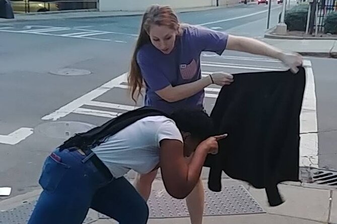 Fun Scavenger Hunt in Daytona Beach Review - Utilizing the Provided Smartphone