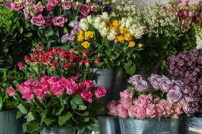 Garden Style Hand-Tied Bouquet Workshop in London - What to Expect