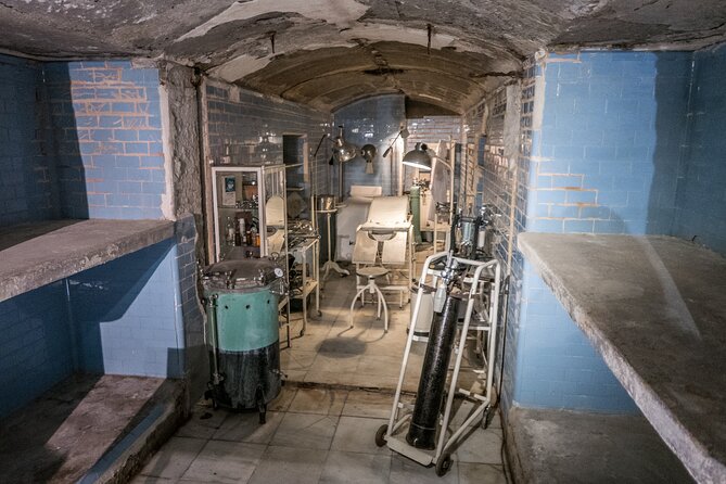 Guided Tour: Shelters of the Spanish Civil War. Spanish Tour - Tour Details and Inclusions