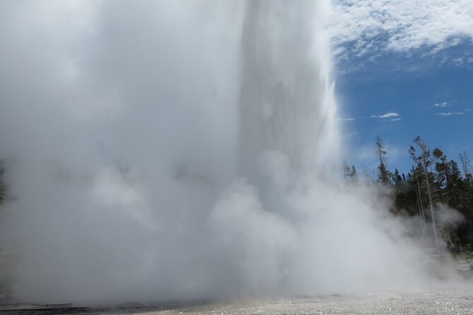 Guided Yellowstone Hot Spring Tour Review - Booking and Cancellation Policy