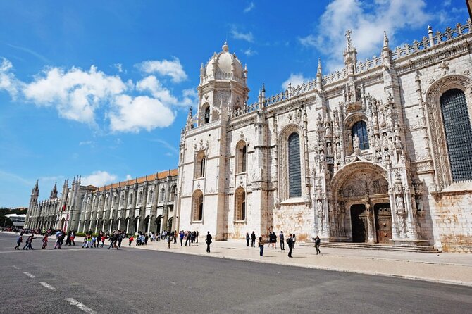 Half-Day Tour in Lisbon With Belém Cruise - Accessibility Features