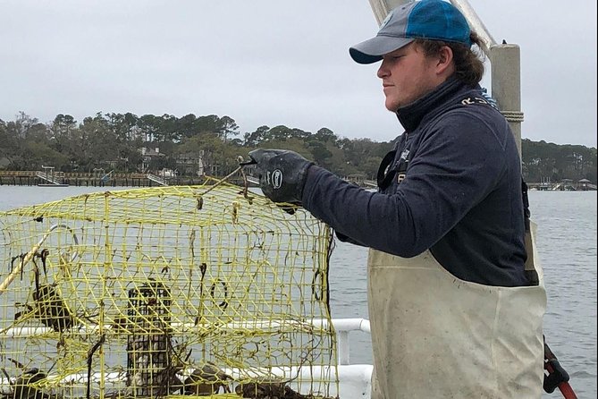 Hilton Head Crabbing Expedition Boat Cruise - Knowledgeable Marine Science Student Guides