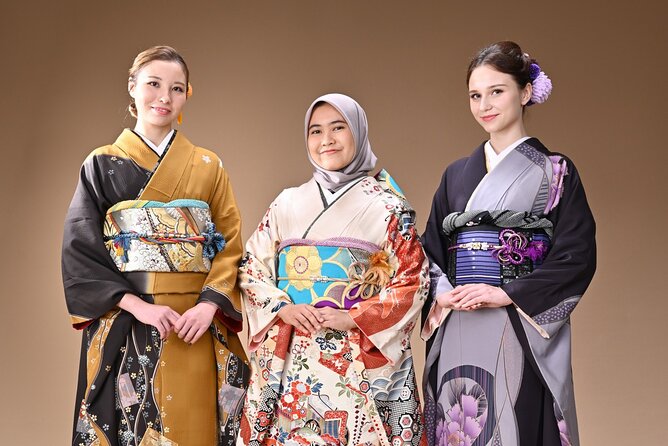 Hiroshima Kimono Rental and Photo Shoot - Hair Styling Services