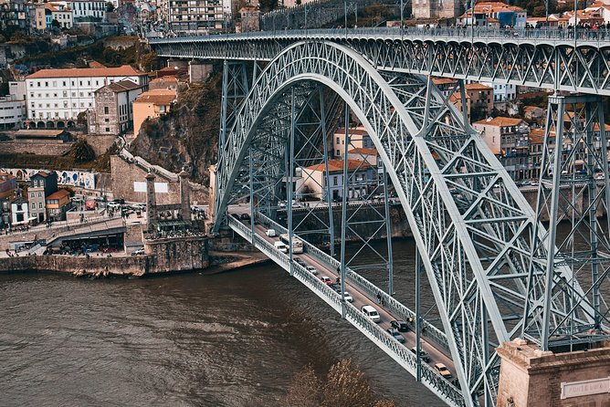 Historic Porto: Exclusive Private Tour With a Local Expert - Experiencing the Warmth of Local Hospitality