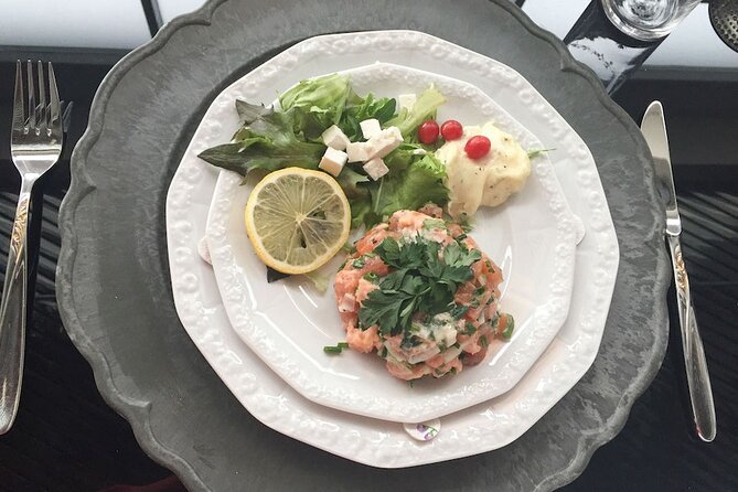 Icelandic Cooking Class in Downtown Reykjavik With Musical Hosts - Dietary Accommodations and Upgrades