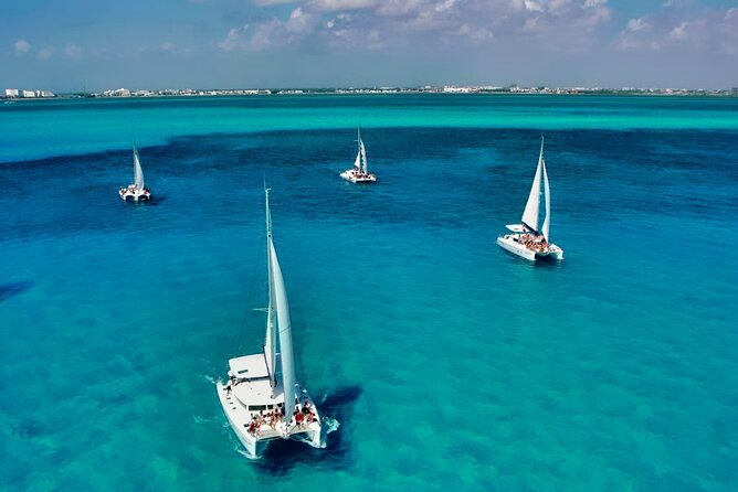 Isla Mujeres Catamaran Sailing Experience With Lunch & Open Bar - Guest Reviews and Ratings