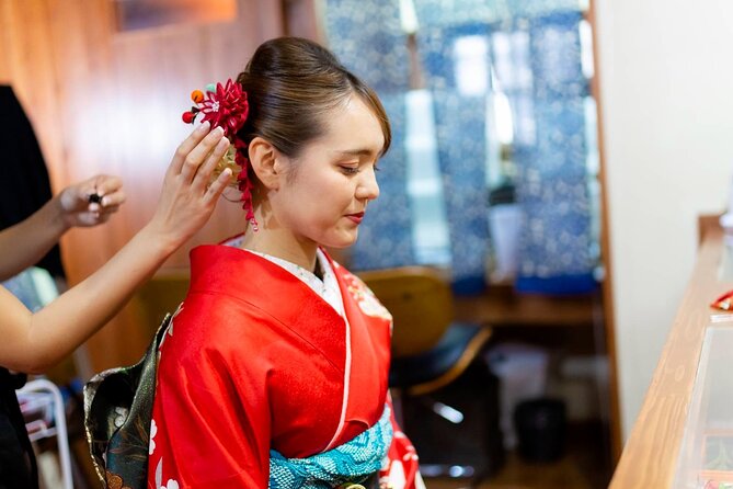 Japanese Traditional Costumes Kimono Yukata Ryuso Photography Course << Hair Set & Point Makeup & Dressing & Photography >> - Highlights of the Experience