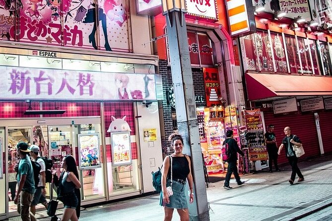 Join Fukuoka Adventure Friendly Tour With a Local Guide - Experiencing Fukuokas Vibrant Street Life