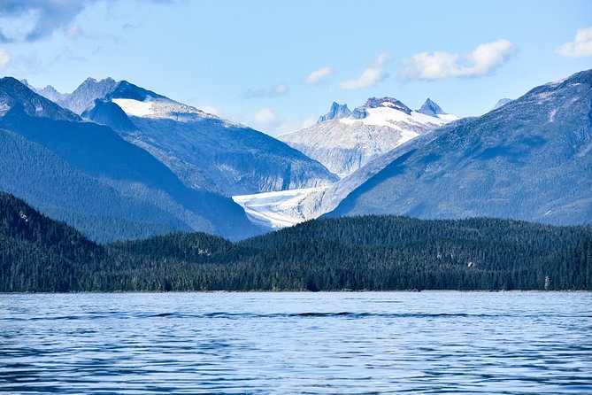 Juneau Lighthouse Tours - Whale Watching & Lighthouse Combo - Inclusions and Amenities