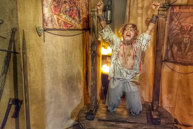 LA Medieval Torture Museum Ticket With Audio Guide and Ghost Hunting - Audio Guide Experience