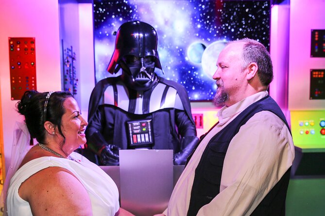 Las Vegas Photo Tour With Celebrity Impersonator Review - Questions About Your Stay