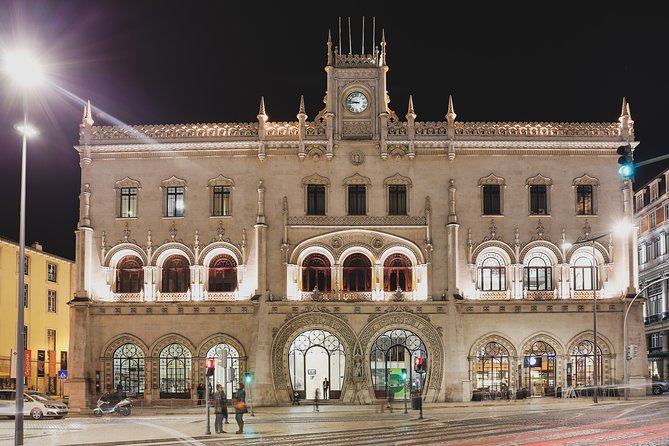 Lisbon Night Tour With Fado Show and 3-Course Portuguese Dinner - Participant Requirements