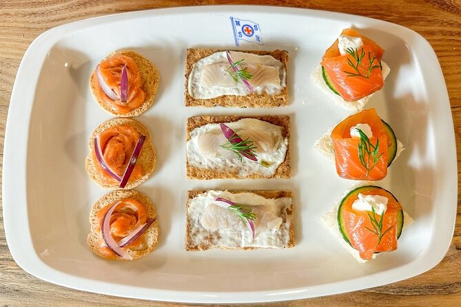 Luxury Arctic Fishing Trip and Seafood Fjord Cruise in Tromsø - Onboard Comfort and Amenities